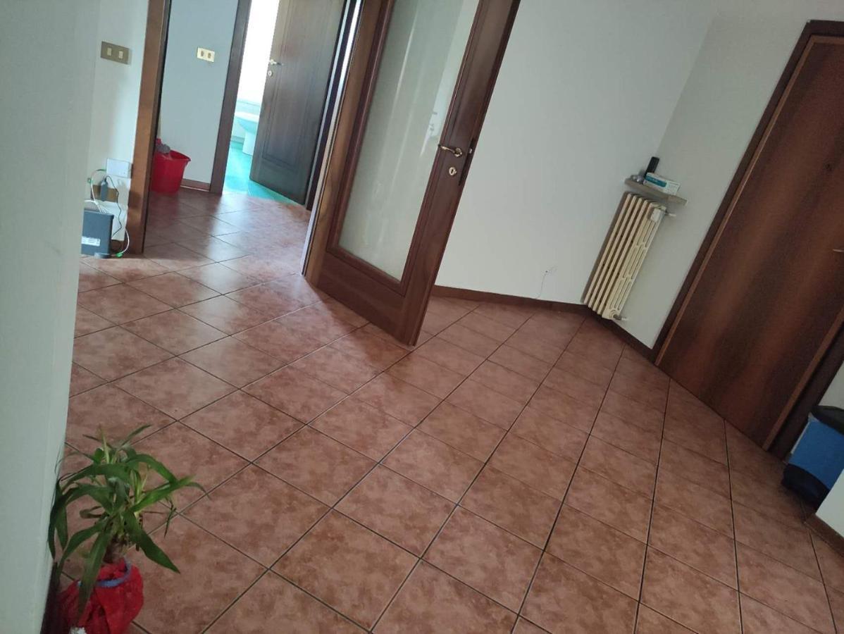 简约单人房间simple Single Room Mestre Extérieur photo